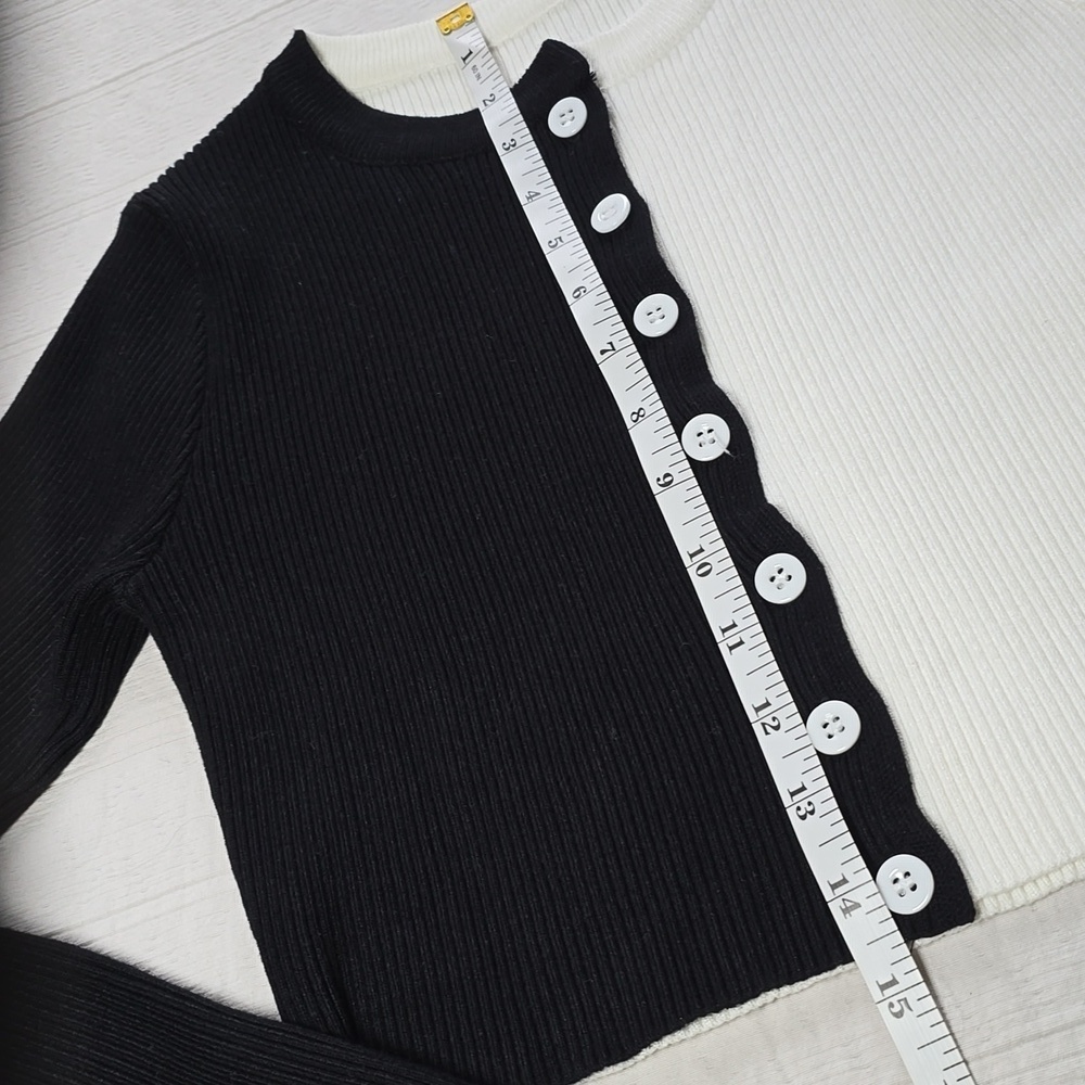 J. ING Black & White Cropped Ribbed Cardigan Women's Size Medium / Large - Picture 3 of 8